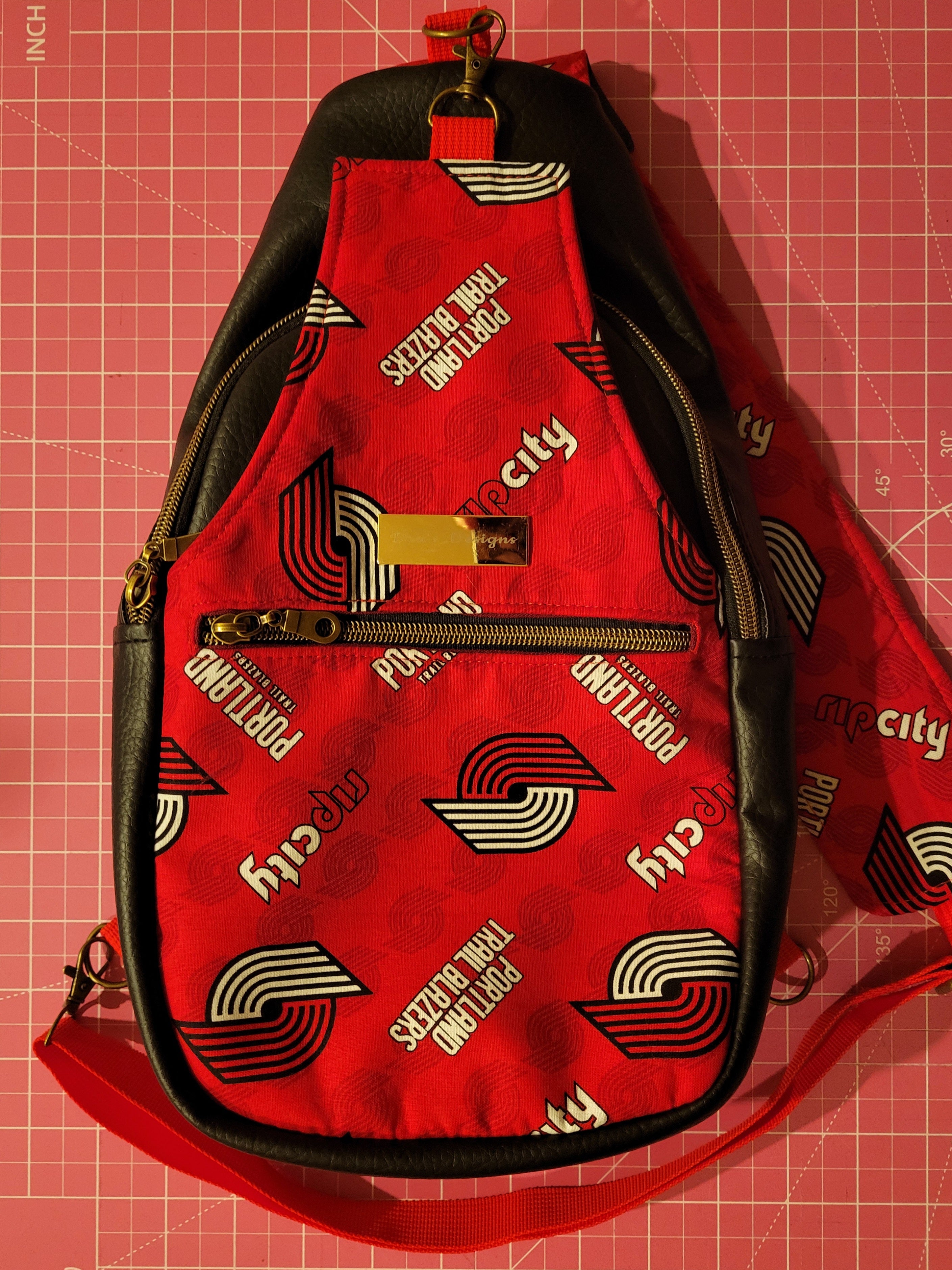 Portland Trailblazers Sling Crossbody Bag