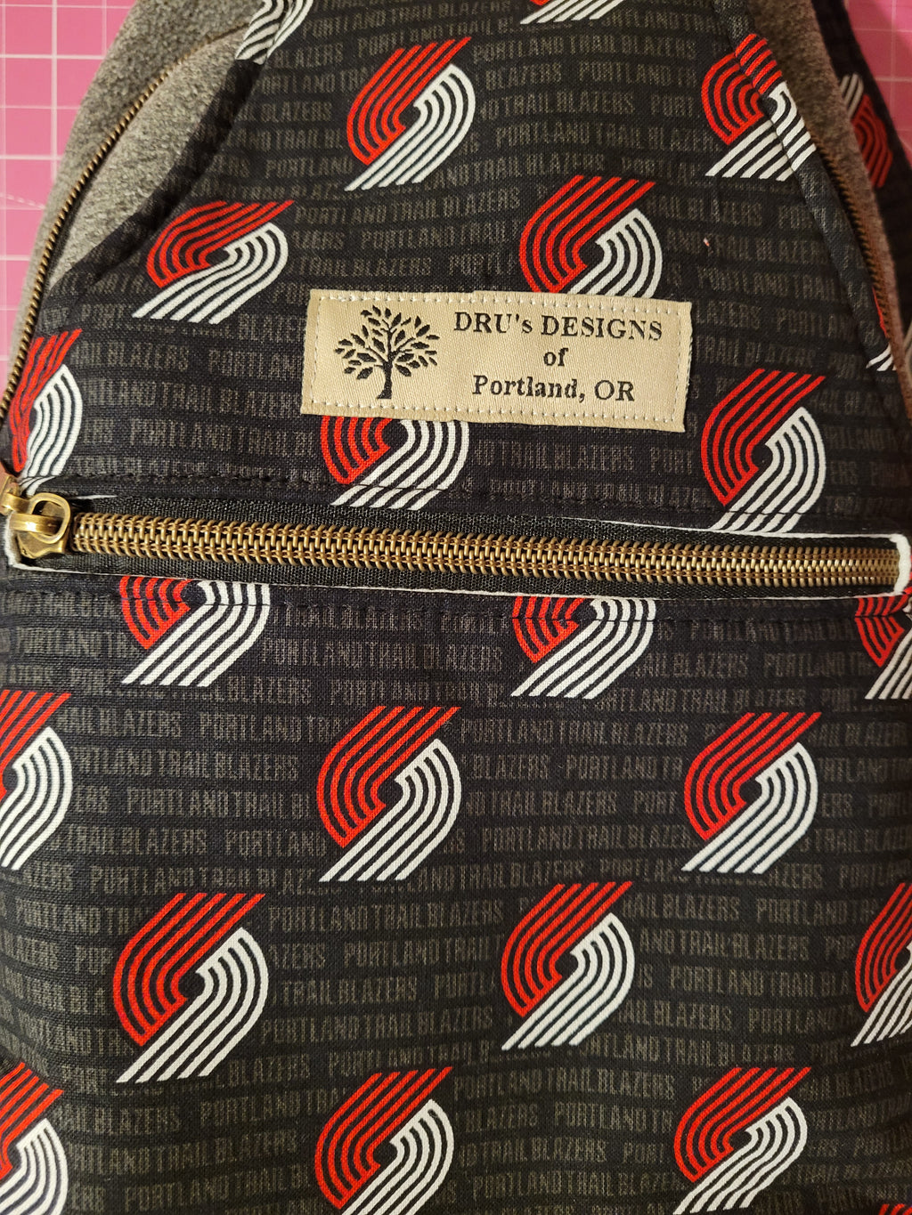 Portland Trail Blazers Unisex Sling Crossbody Bag